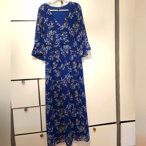 AS U WESH large Floral Blue Maxi Dress